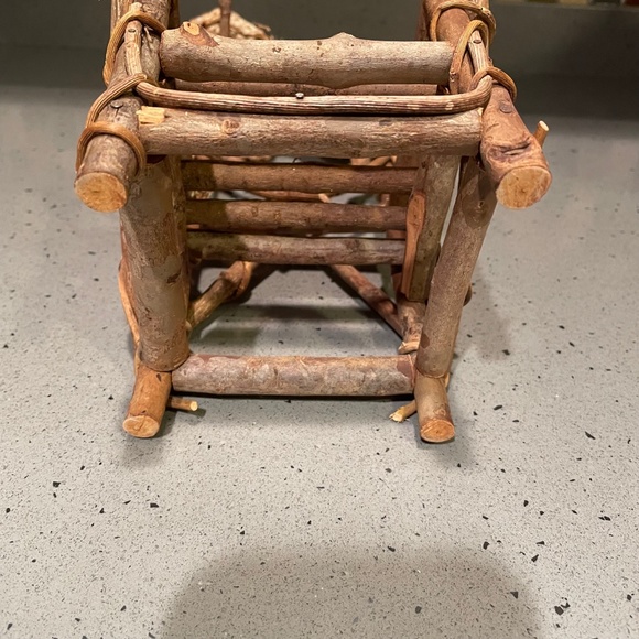 Vintage twig ornamental chair decorations with birdhouse and birds nest - Picture 6 of 7